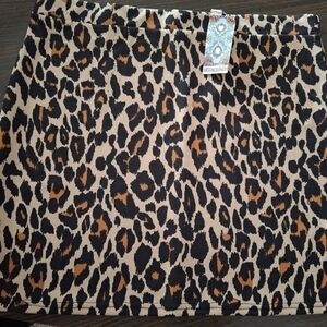 Boohoo Leopard Print Mini Skirt in Tan, Black & Orange